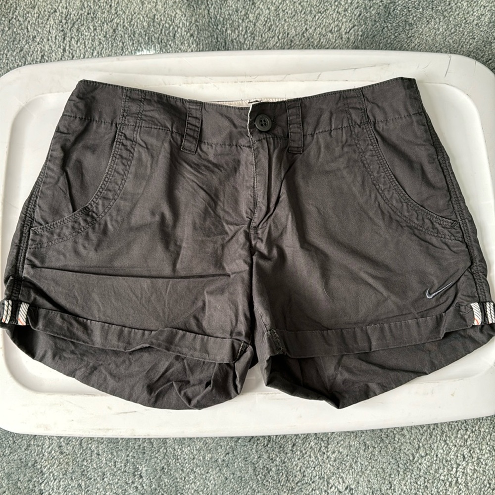 Nike women’s shorts. Size 6. Gray